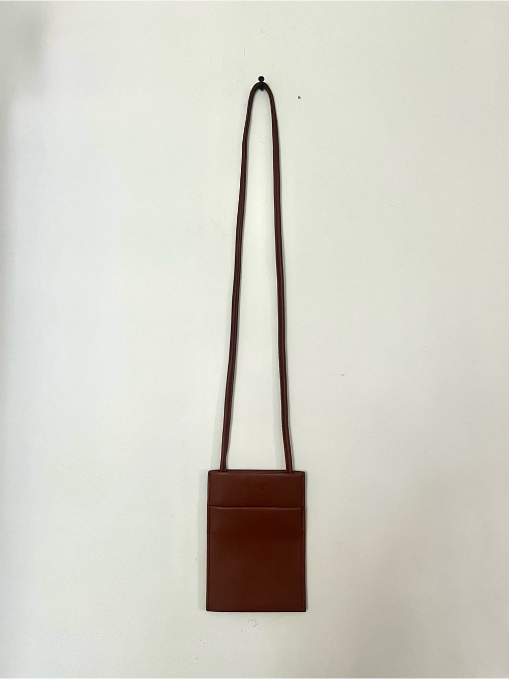 OAK + FORT Crossbody phone bag